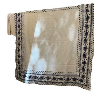 Vent du Sud French Provencal Blue white matellase cotton floral tableclo…